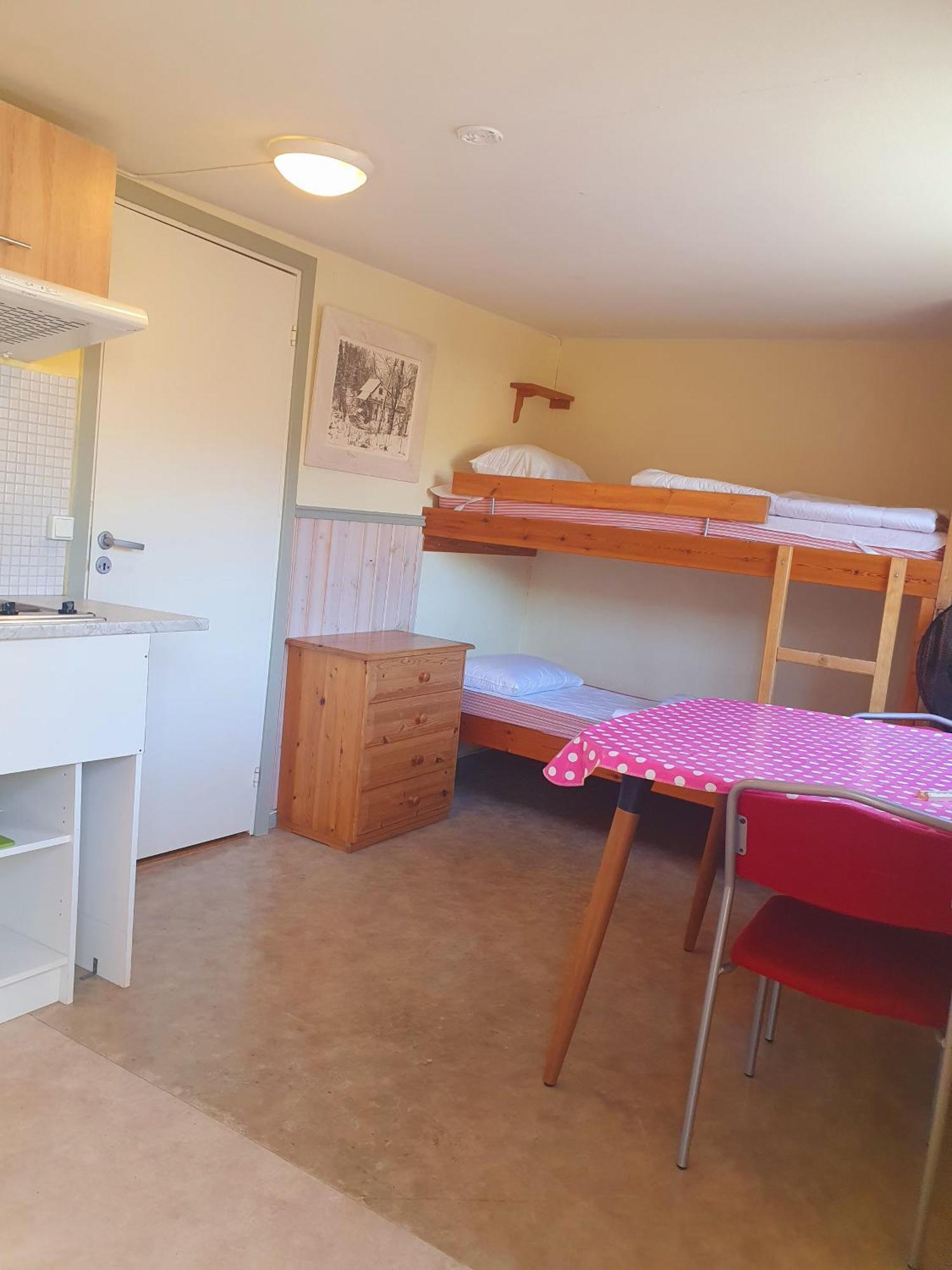 Motel E4 Kolmarden Apartments And Cottages Zewnętrze zdjęcie